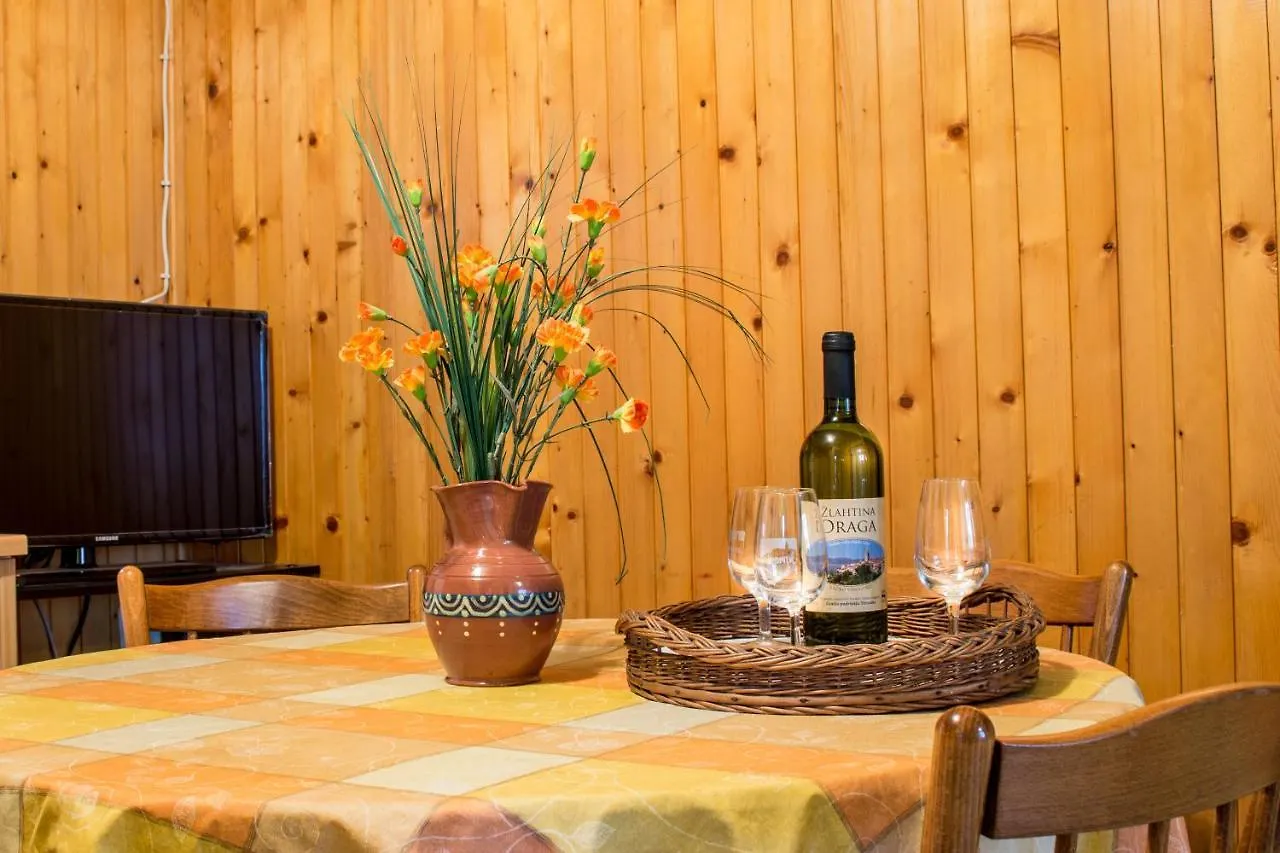 Apartmani Marica Risika 0*,  Croaţia